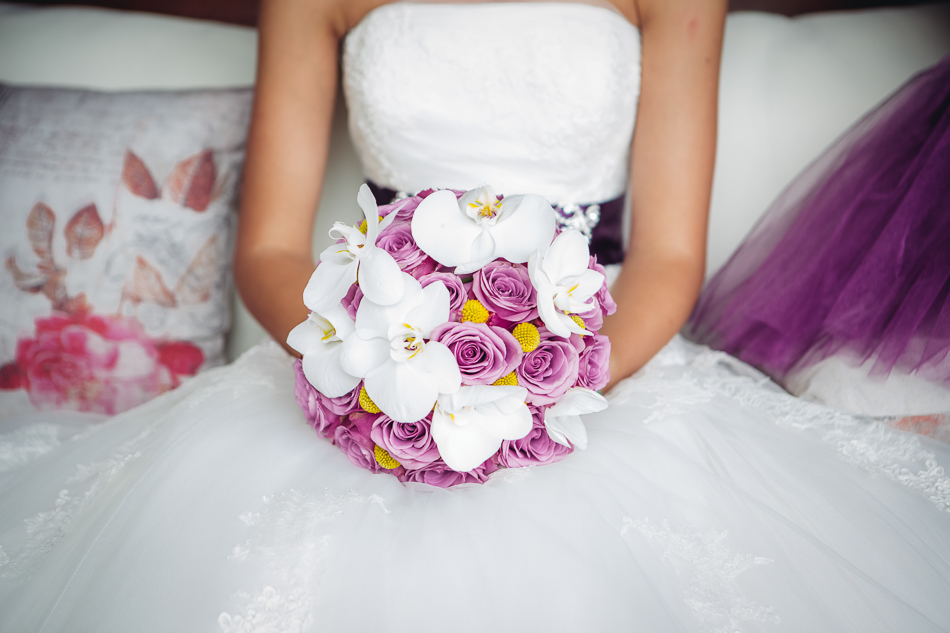 Сватбена декорация – Любимо лилаво